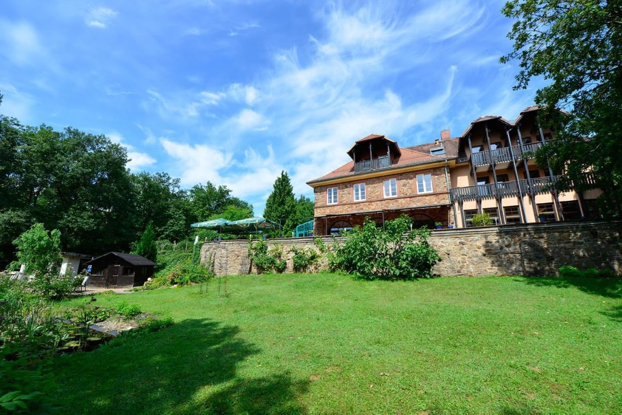 Bb Haus Neugebauer Garni Hotel Geisenheim Exterior photo